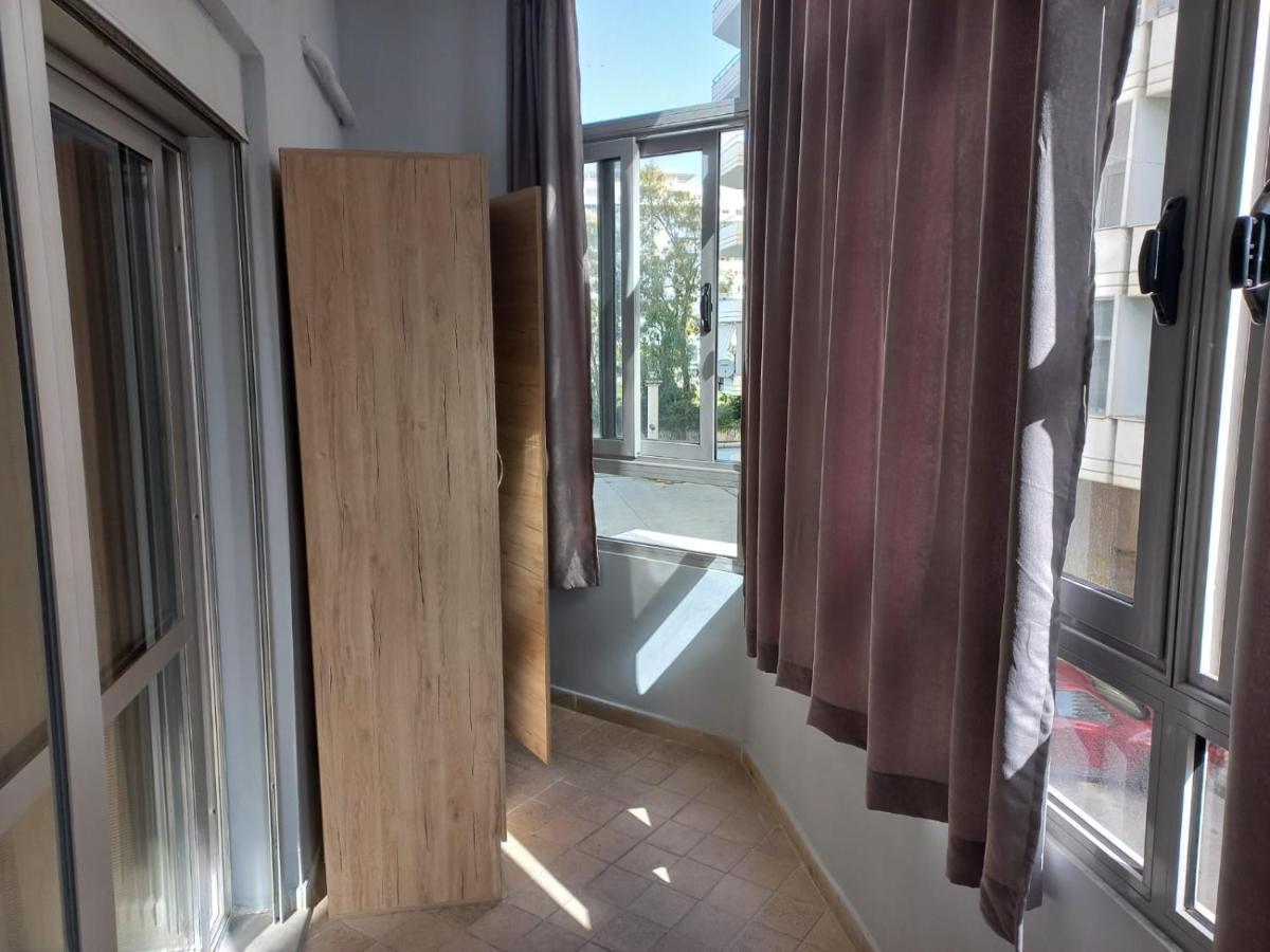 Lungomare Apartament Sea View Vlore Ngoại thất bức ảnh