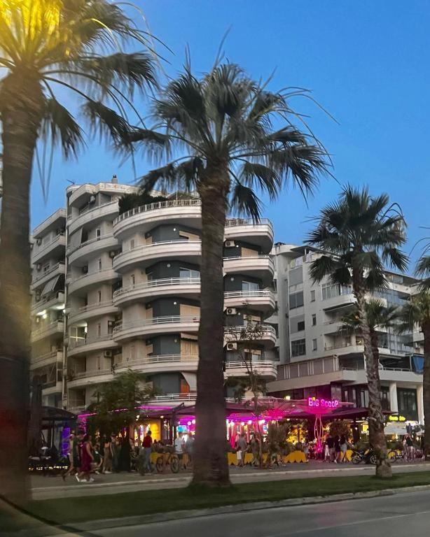 Lungomare Apartament Sea View Vlore Ngoại thất bức ảnh